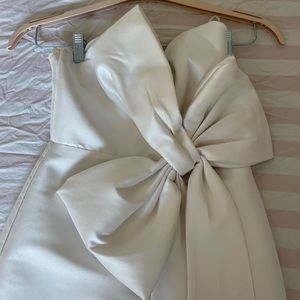 White Badgley Mischka bow dress size 2 READ